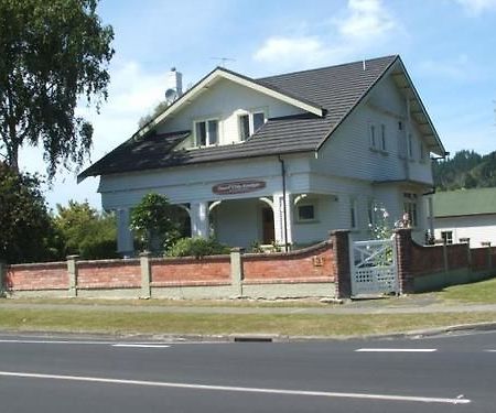 Surf City Lodge Gisborne Extérieur photo
